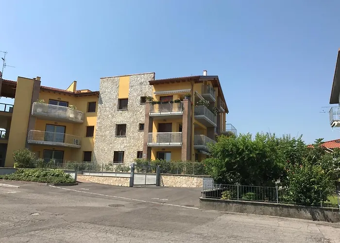 Borgo Secolo Apartment